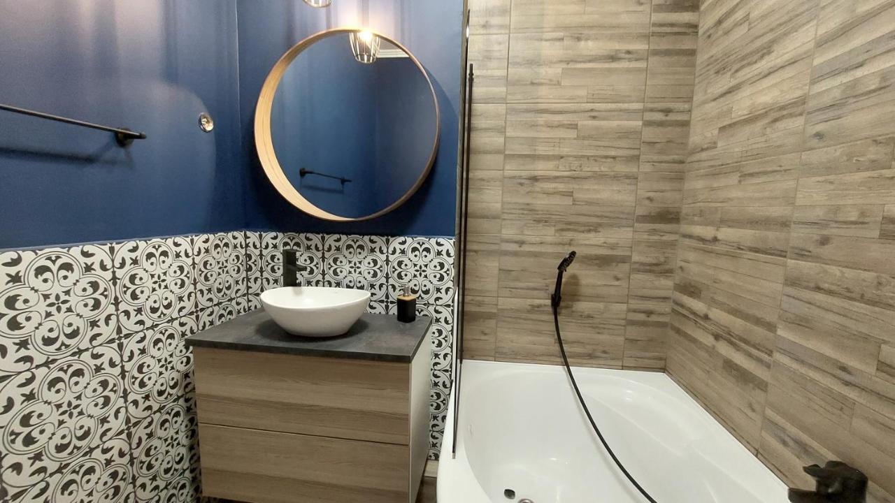 Glamour Apartman Gyula Exterior foto
