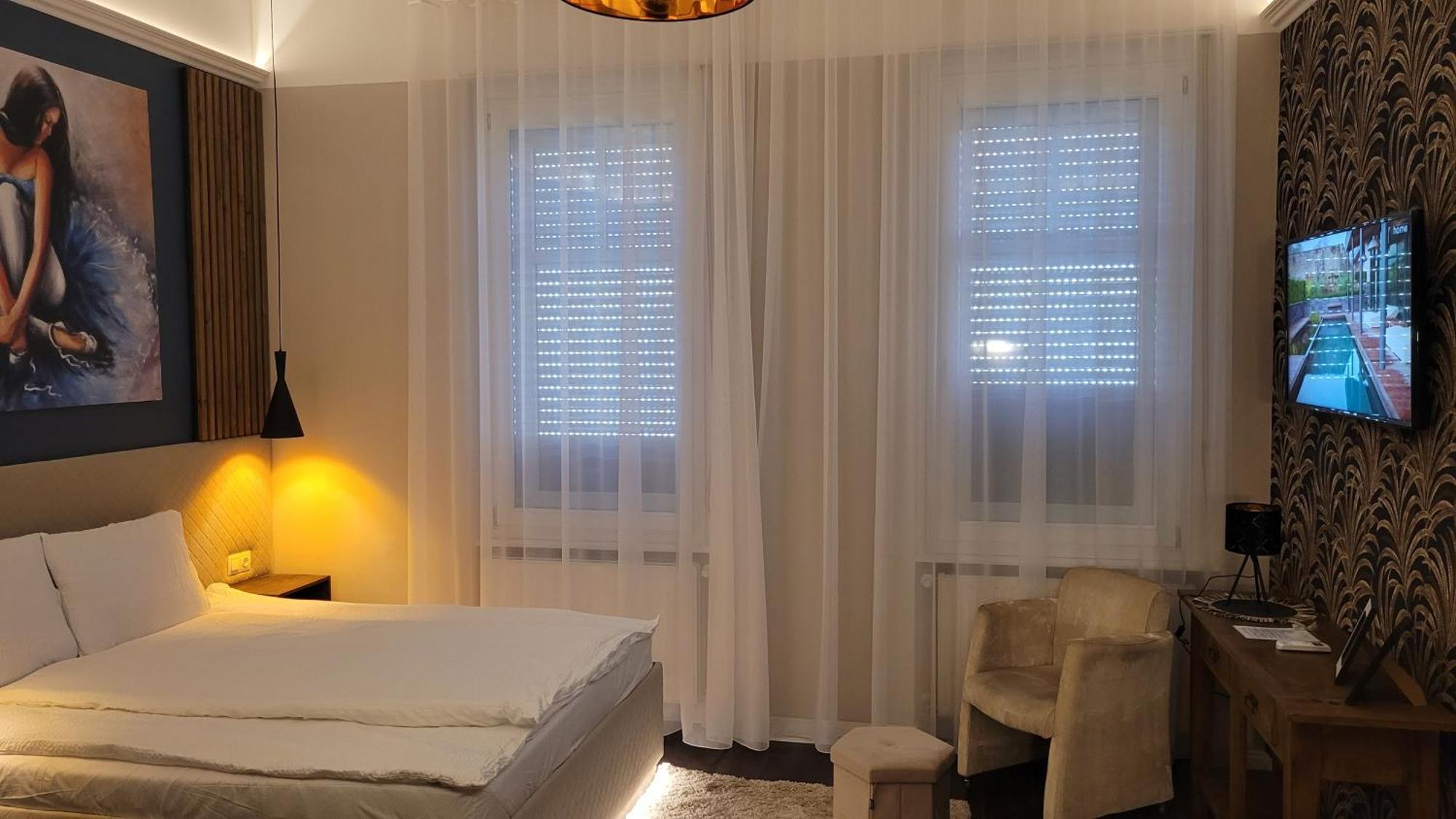 Glamour Apartman Gyula Exterior foto