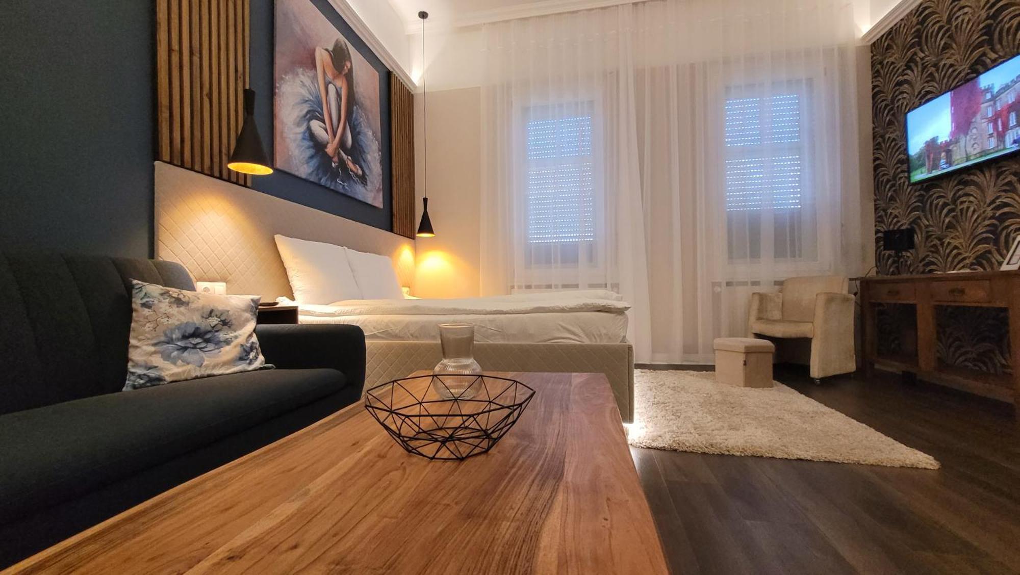 Glamour Apartman Gyula Exterior foto